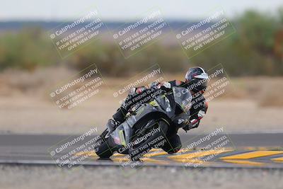 media/Sep-11-2022-SoCal Trackdays (Sun) [[81b7e951af]]/Turn 7 (1145am)/